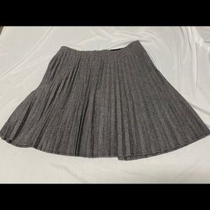 Gunex authentic gray wool blend pleated mini skirt. Worn once for a photo shoot.